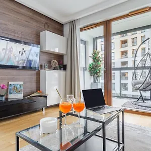  Apartament Lumina With Parking Near Muzeum Powstania